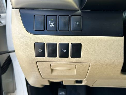 Used 2015 Toyota Highlander Limited image 15