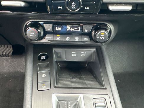 New 2026 Nissan Kicks SV w/ Cold Weather Package AWD/4WD image 36