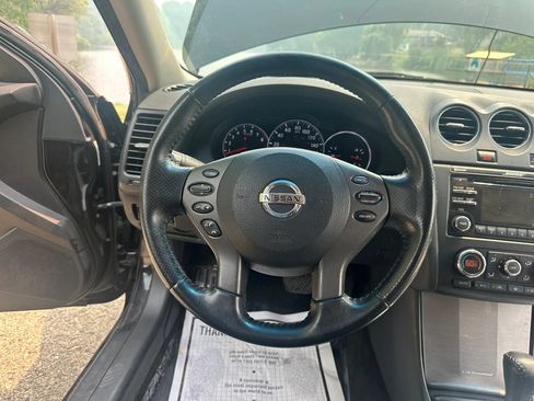 Used 2012 Nissan Altima 3.5 SR w/ Sport Pkg FWD image 17