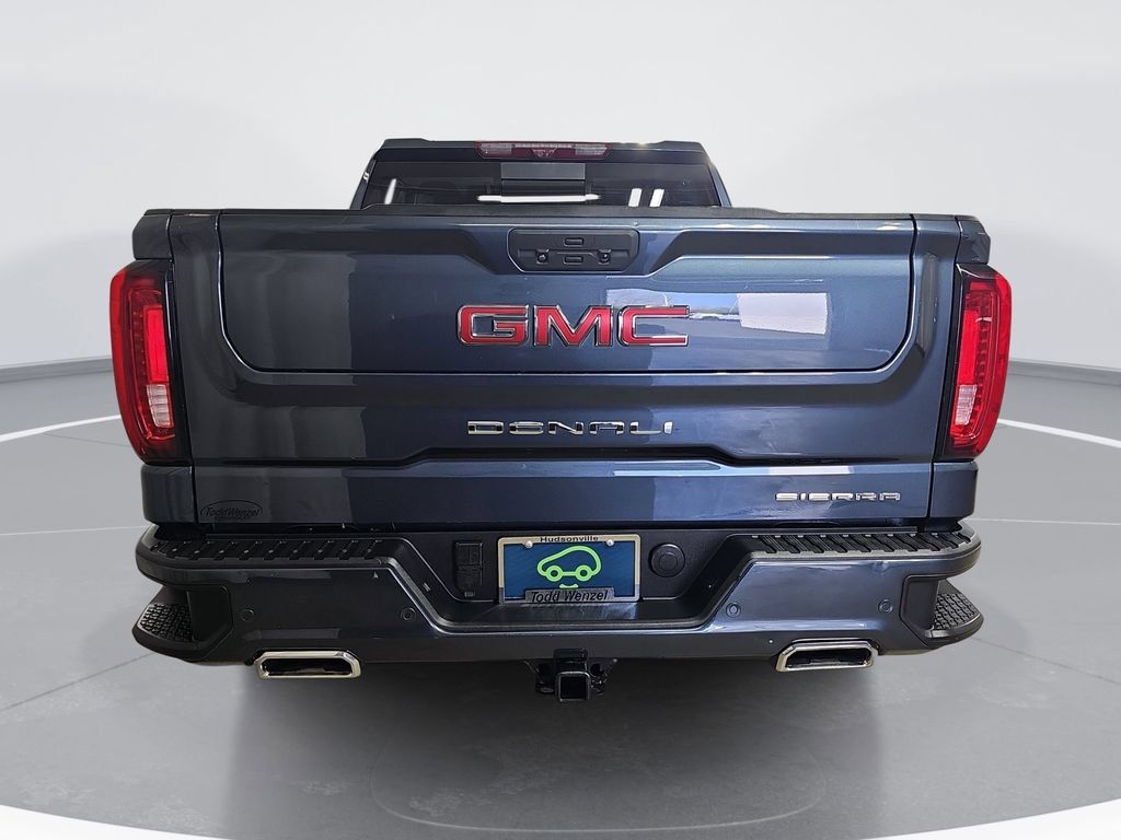 Certified 2022 GMC Sierra 1500 Denali w/ Denali Reserve Package AWD/4WD image 5