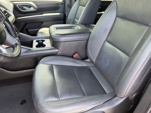Used 2023 Chevrolet Suburban LT AWD/4WD image 10
