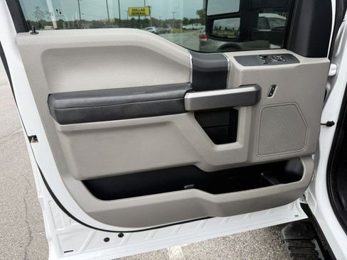 Used 2020 Ford F550 2WD Regular Cab Super Duty w/ XLT Value Package image 22
