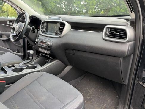 Used 2020 Kia Sorento S AWD/4WD image 26