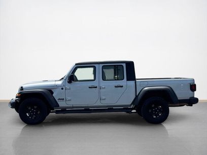 Used 2023 Jeep Gladiator Sport w/ Trailer Tow Package