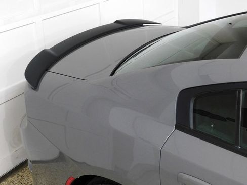 Used 2018 Dodge Charger R/T Scat Pack RWD image 11