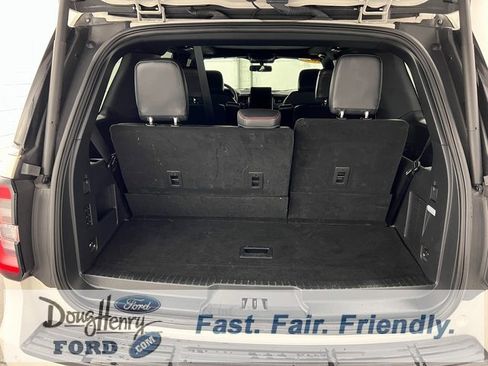 Used 2023 Ford Expedition Limited image 33