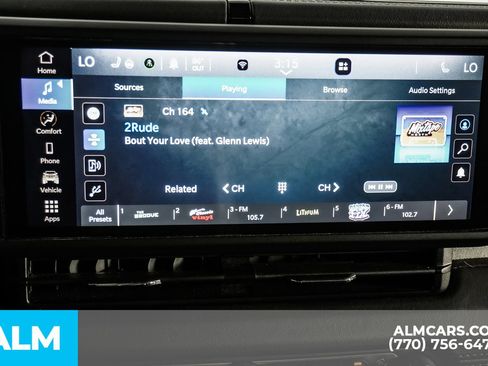 Used 2025 Jeep Wrangler Unlimited Sahara AWD/4WD image 38