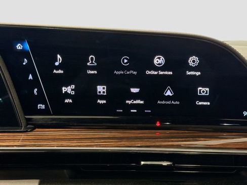 Certified 2023 Cadillac Escalade Premium Luxury AWD/4WD image 14