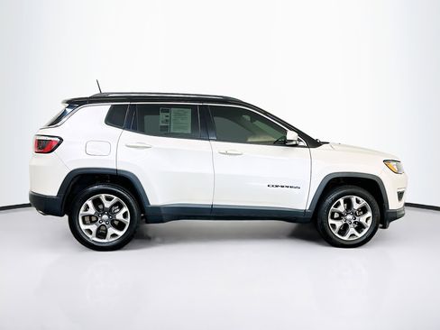 Used 2018 Jeep Compass Limited image 10