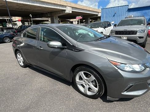 Used 2017 Chevrolet Volt LT image 7
