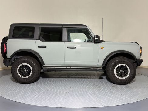 Used 2022 Ford Bronco Badlands AWD/4WD image 7