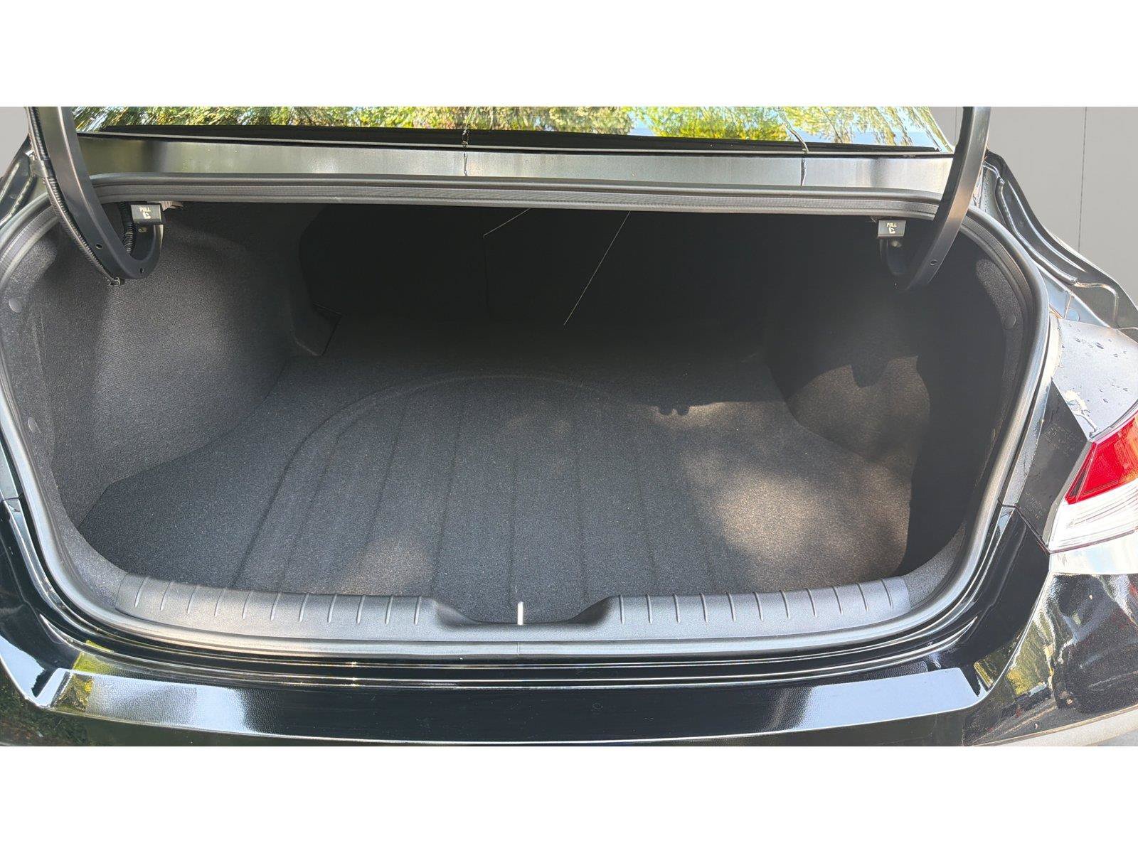Used 2026 Hyundai Elantra SEL Sport FWD image 12