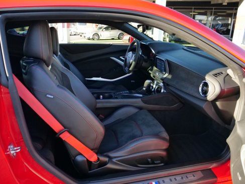 Used 2024 Chevrolet Camaro ZL1 image 34