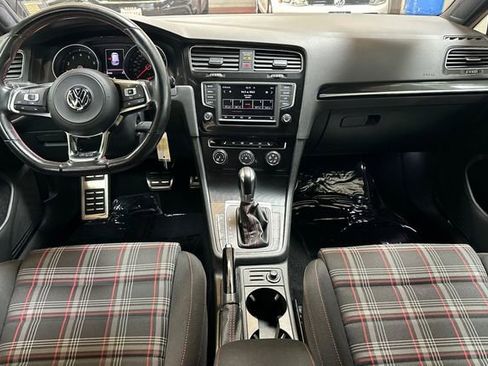 Used 2017 Volkswagen GTI S image 16
