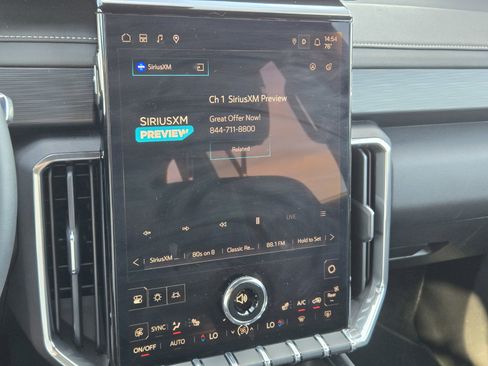 Certified 2025 GMC Acadia Elevation image 18