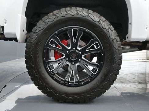 Used 2022 Chevrolet Silverado 1500 RST w/ Convenience Package II image 18