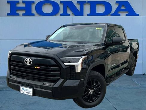 Used 2024 Toyota Tundra SR5 w/ SR5 Convenience Package image 1