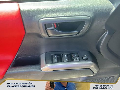 Used 2022 Toyota Tacoma SR5 image 11