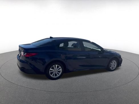 Used 2025 Toyota Camry LE image 15