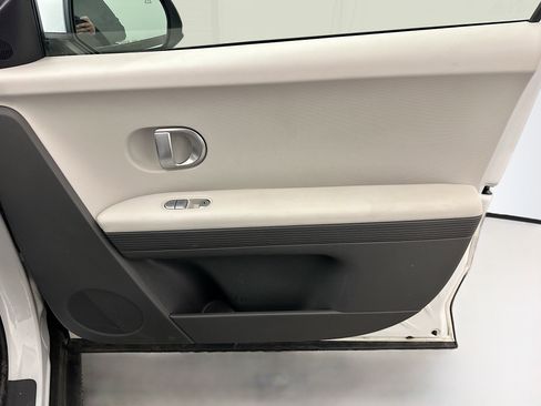 Used 2023 Hyundai Ioniq 5 SE w/ Cargo Package image 33