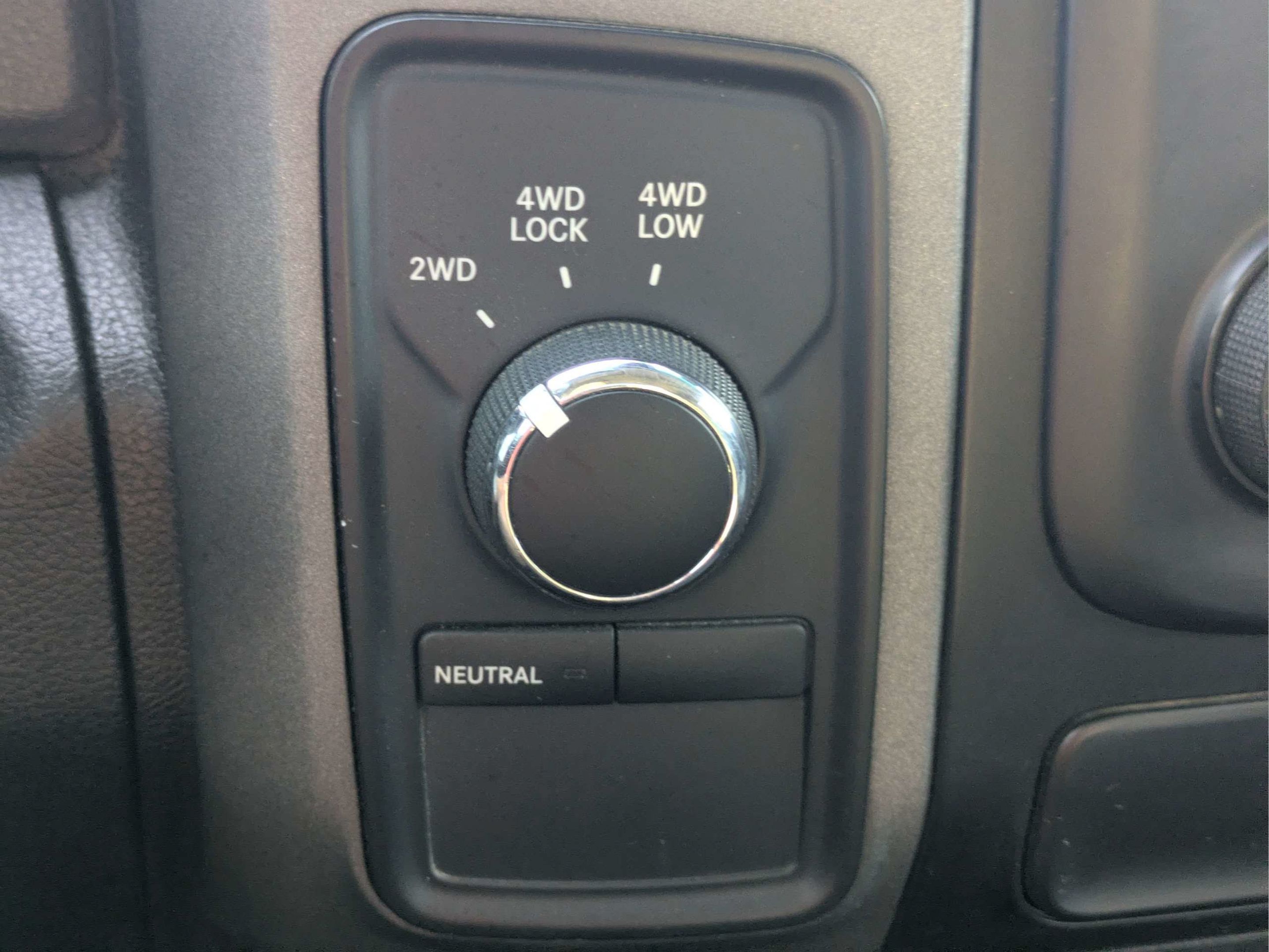 Used 2013 RAM 2500 Tradesman w/ Chrome Appearance Group AWD/4WD image 20