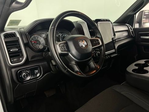 Used 2024 RAM 2500 Big Horn w/ Sport Appearance Package image 22
