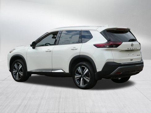 Certified 2023 Nissan Rogue SL w/ SL Premium Package AWD/4WD image 5