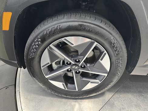 Certified 2025 Hyundai Tucson SEL image 9