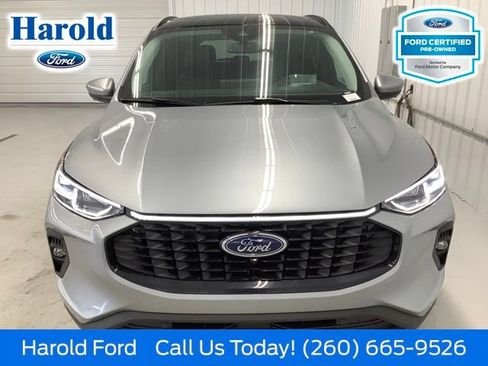 Certified 2024 Ford Escape SE w/ PHEV Premium Package FWD image 3