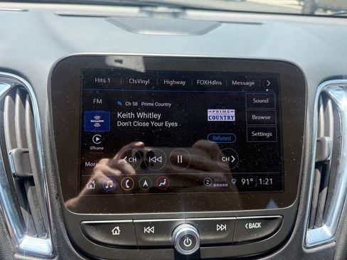 Used 2024 Chevrolet Malibu LT FWD image 22
