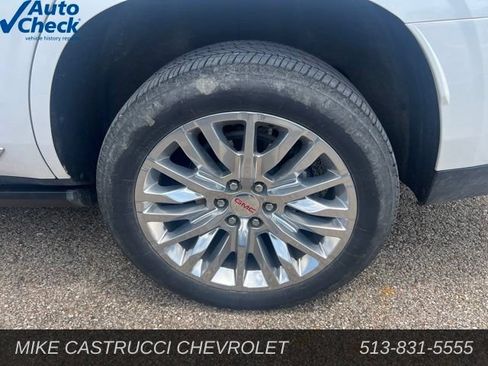 Used 2025 GMC Yukon Denali w/ Sun & Power Step Package AWD/4WD image 5