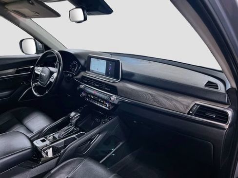 Certified 2022 Kia Telluride EX w/ EX Premium Package FWD image 32