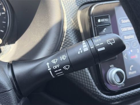 Certified 2023 Nissan Kicks SV FWD image 17