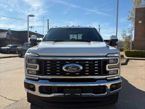 Used 2023 Ford F350 Lariat w/ Lariat Ultimate Package AWD/4WD image 2