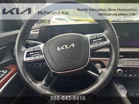 Used 2023 Kia Telluride EX w/ EX Captain's Chair Package FWD image 15