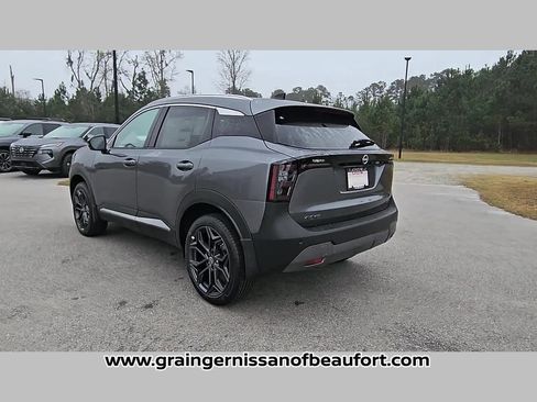 New 2026 Nissan Kicks SR image 27