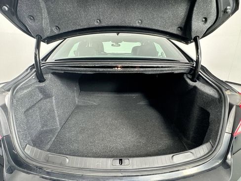 Used 2018 Chevrolet Impala LT image 30