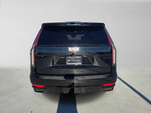 Used 2024 Cadillac Escalade Sport w/ LPO, ONYX Package AWD/4WD image 4