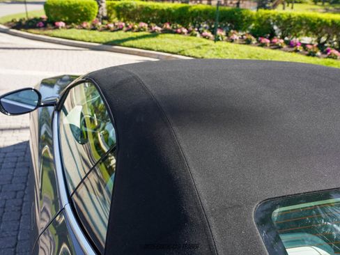 Used 2020 Aston Martin DB11 Volante image 83