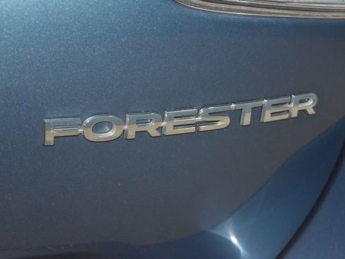 Used 2023 Subaru Forester Limited image 31