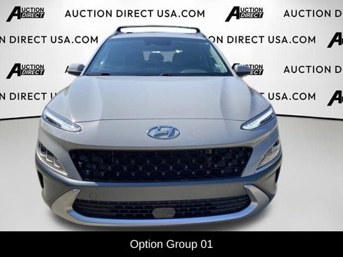 Used 2023 Hyundai Kona Limited AWD/4WD image 2