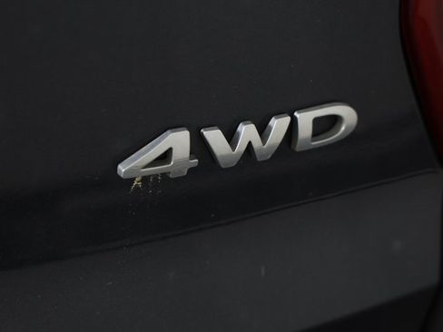 Used 2017 Ford Explorer Limited w/ Equipment Group 301A image 3