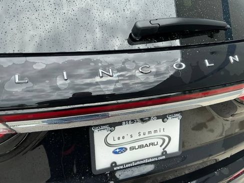 Used 2022 Lincoln Corsair Reserve FWD image 4
