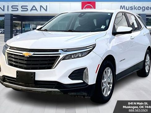 Used 2022 Chevrolet Equinox LT image 3