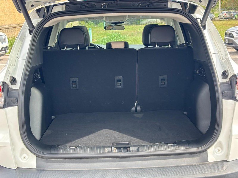 Used 2021 Ford Escape SEL AWD/4WD image 9