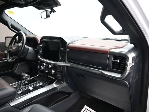 Used 2023 Ford F150 Lariat image 8