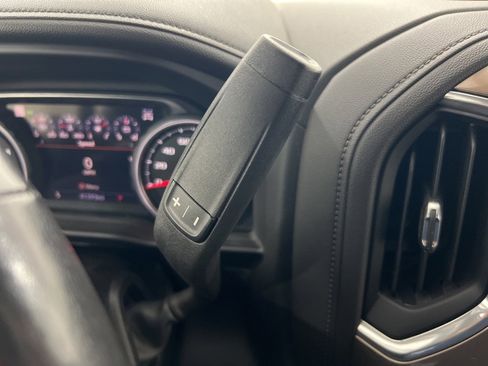 Used 2023 Chevrolet Silverado 2500 High Country w/ Technology Package image 14