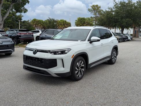 New 2026 Volkswagen Tiguan S FWD image 7