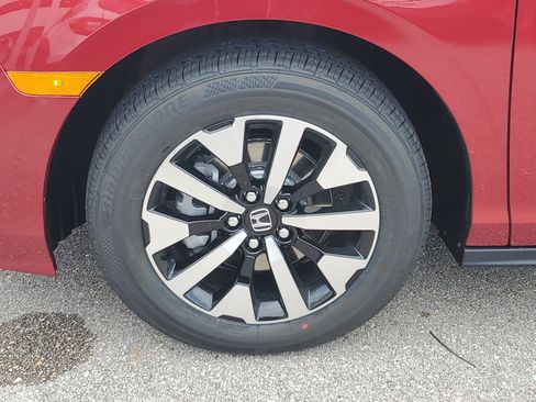 New 2026 Honda Odyssey EX-L image 9