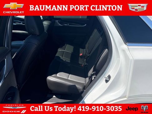 Used 2022 Cadillac XT5 Premium Luxury w/ Technology Package AWD/4WD image 25